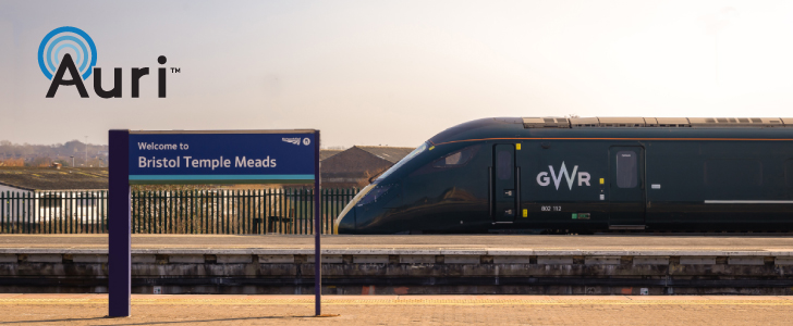英ブリストル・テンプル・ミーズ駅にAuracast™対応補聴支援システム「Auri™」を導入完了